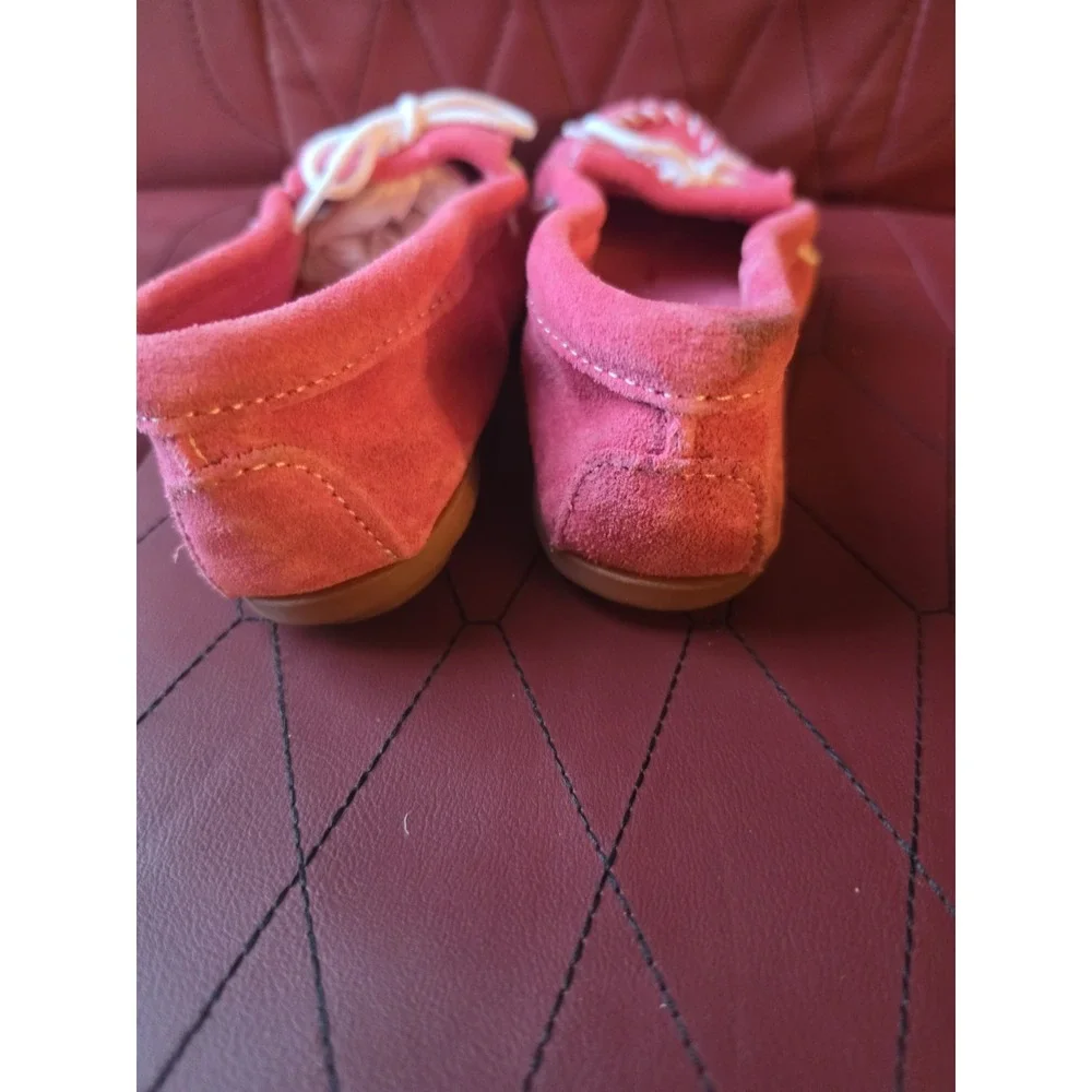 MINNETONKA  Thunderbird  Moccasins  Beaded/Fringe Girls 3  PINK